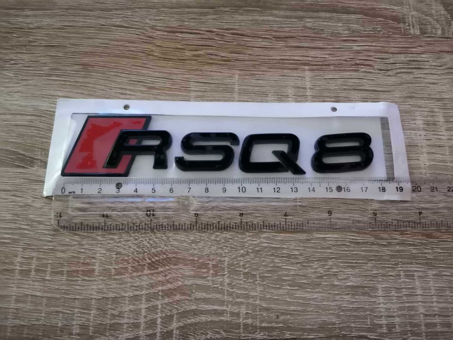 черна емблема Audi Ауди RSQ8