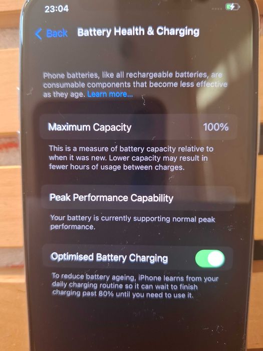Продавам iPhone X c iOS 16.7