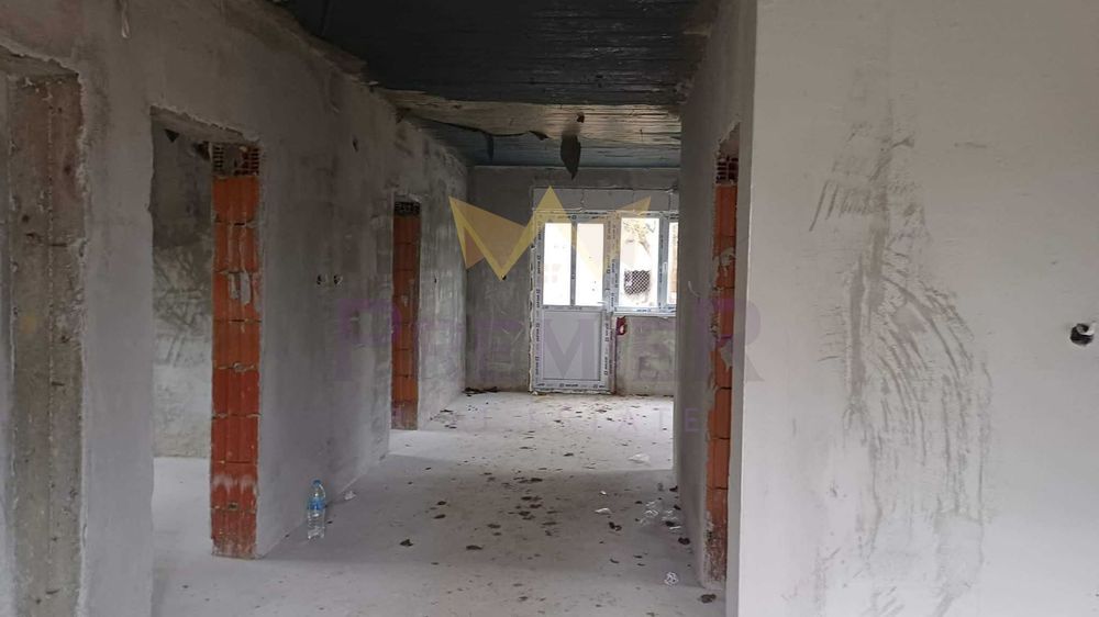 Къща в Варна, област-гр.Долни чифлик