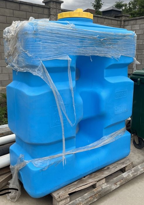 Пластиковый ёмкостый