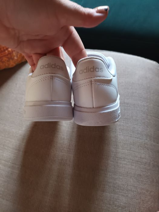 Adidasi copii marimea 30 de la adidas