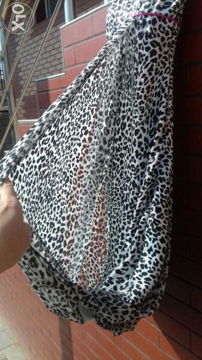 Продам платье 38 размер