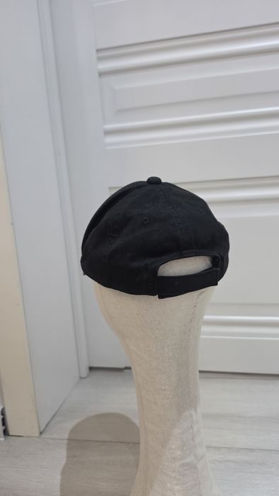 Кепки от EA7, Emporio Armani