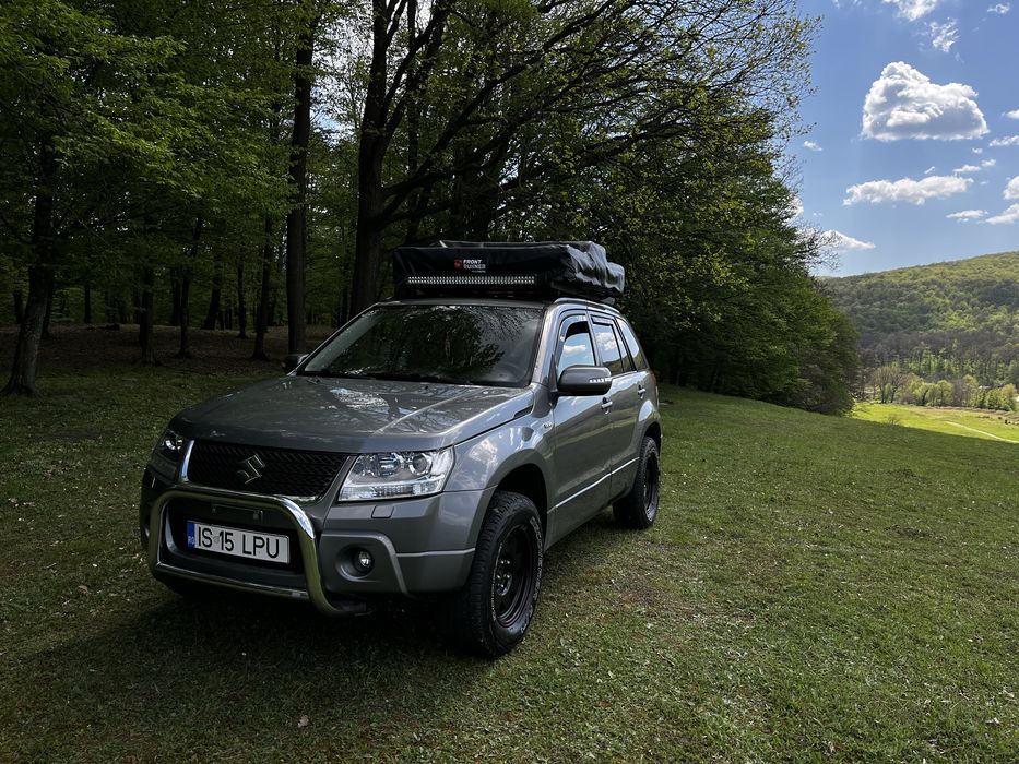 Cort plafon auto de inchiriat CAMPING