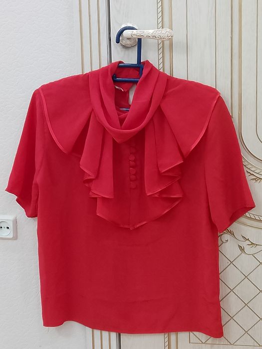 Продам блузки, кофты