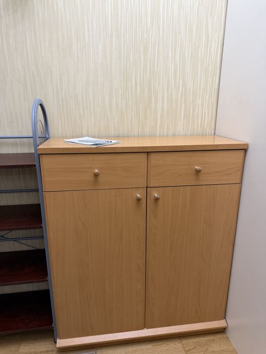 Продам тумбу для обуви