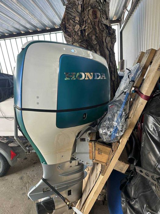 Бордов двигател Honda bf135