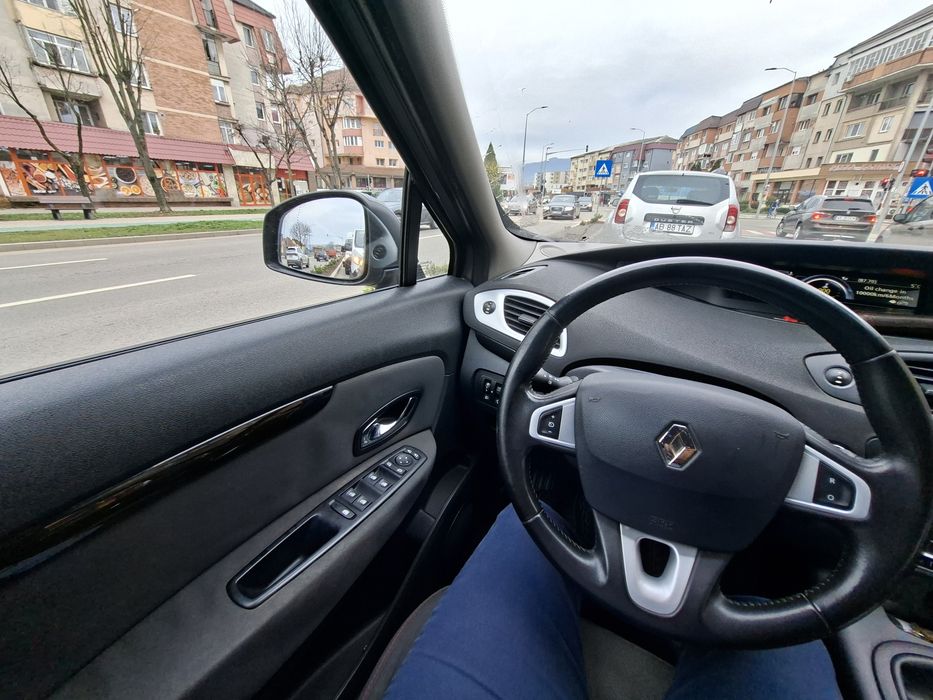 Renault Grand Scenic 2013, 7 locuri