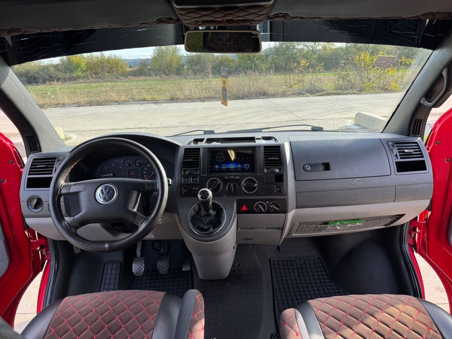 Volkswagen Transporter 8+1