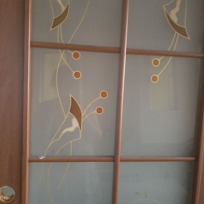 Продам двери б/у 60ка и 70ка глухие