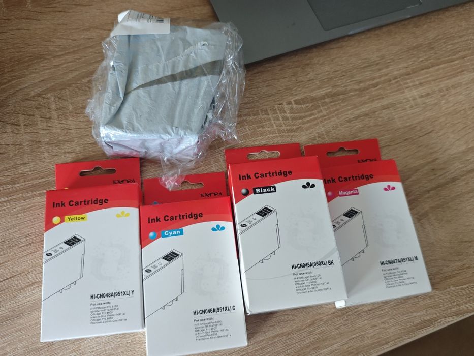 Vând imprimantă HP OfficeJet Pro 8600 Plus – pentru reparație sau piese