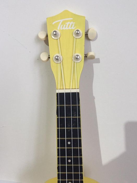 Укулеле сатылады