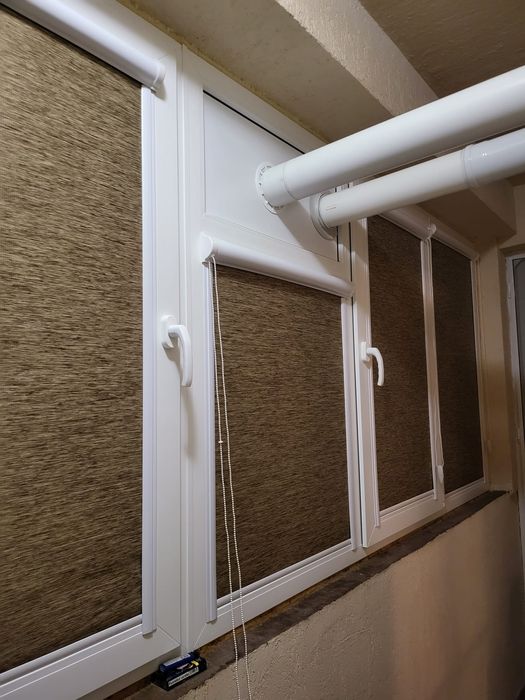 Jaluzele cu caseta și ghidaj