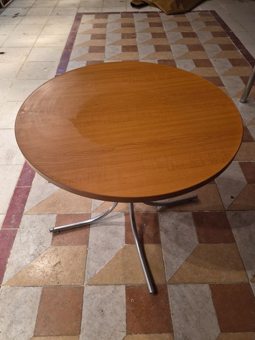 Стол круглый 90 см