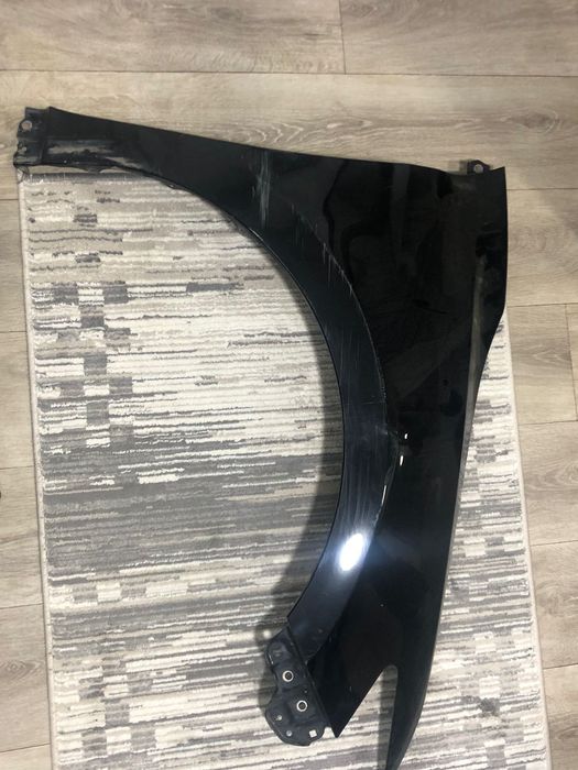 Крыло правое переднее камри 70