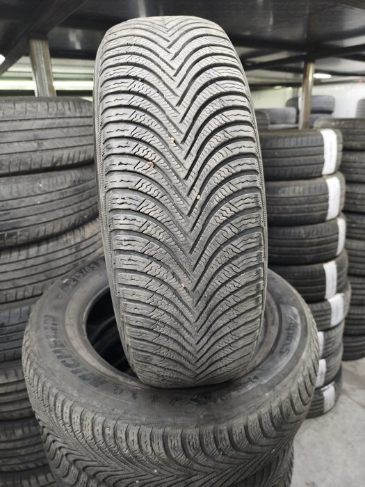 Зимни гуми 215/65R17