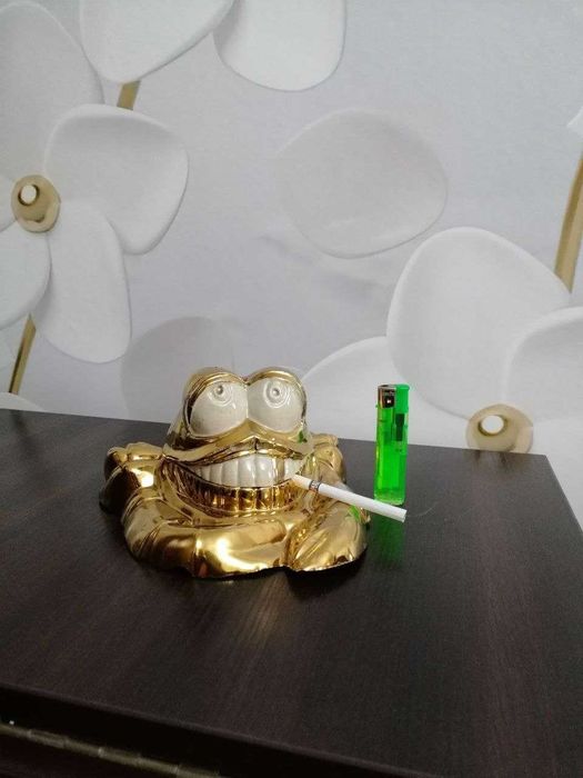 Продаю Посуду разную.Торг есть.