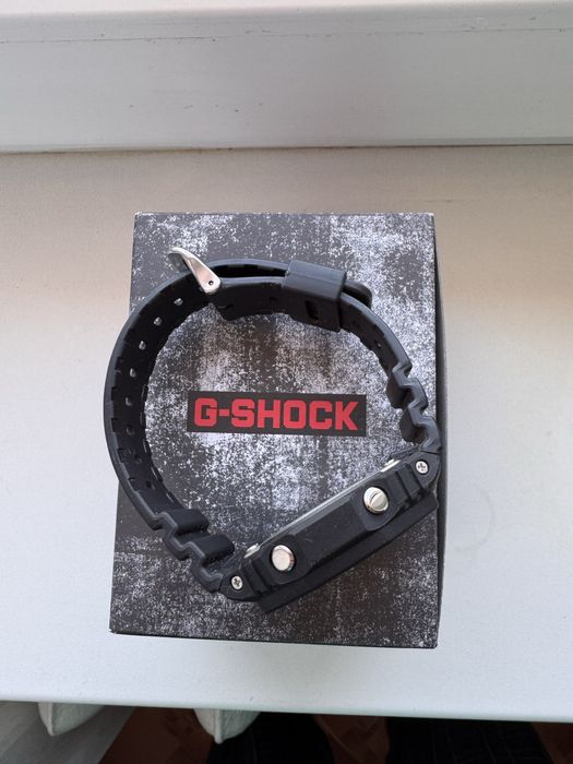 Продам Casio GA-2100-1A3