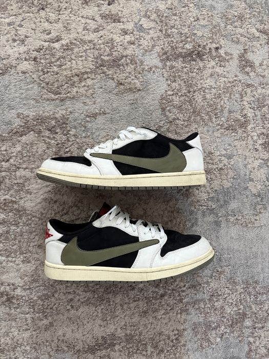 Travis Scott Low Olive Jordan 1