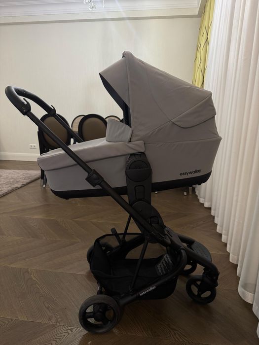 Коляска Easywalker Charley 2