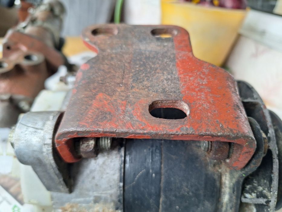 Для трактора генератор