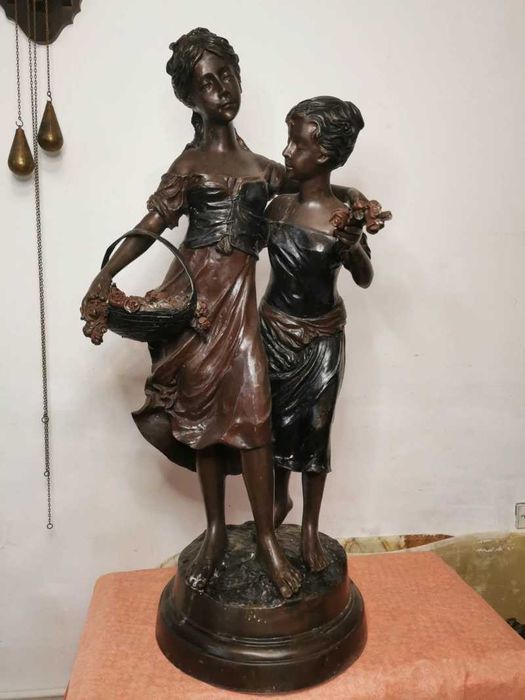 Statuie cu doua piese din bronz vintage/baroc