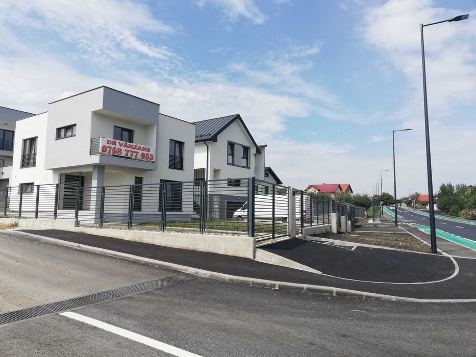 Vand casa clasa energetica A casa verde str.Valea Chintaului 99