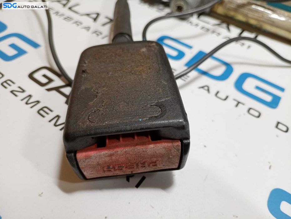 Pretensionare Capsa Centura Siguranta Scaun Fata Renault Laguna 1 1994 - 2001 Cod 7700832663J [M6911]