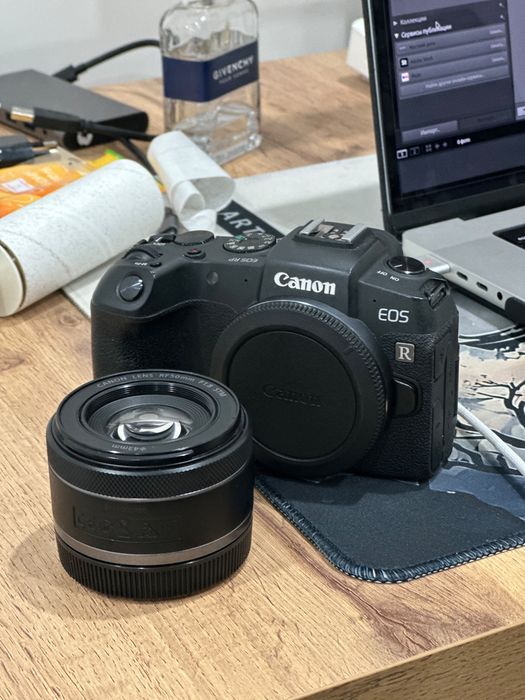 Canon eos rp 50mm & manual adapter