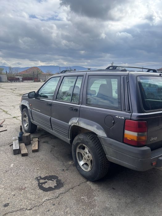 Jeep cherokee 2.5d 1997 на части!