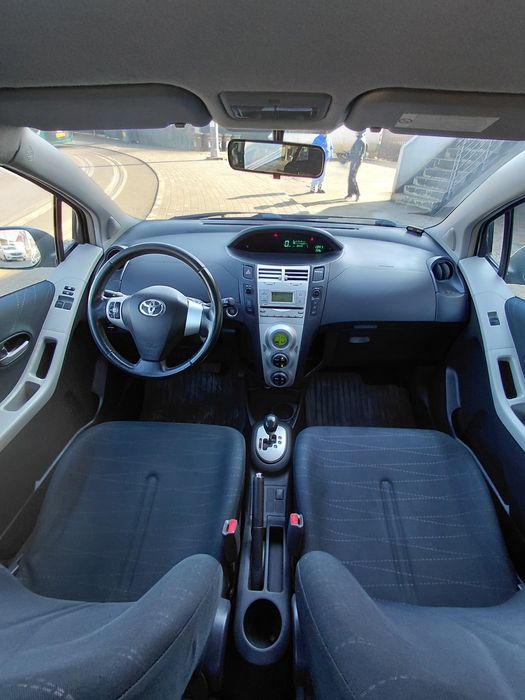 Toyota Yaris Automata , 1.3 benzina ! 88000 km reali ! Full