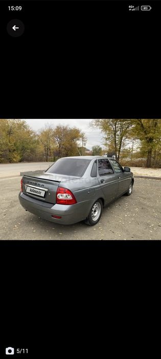Продам приору седан