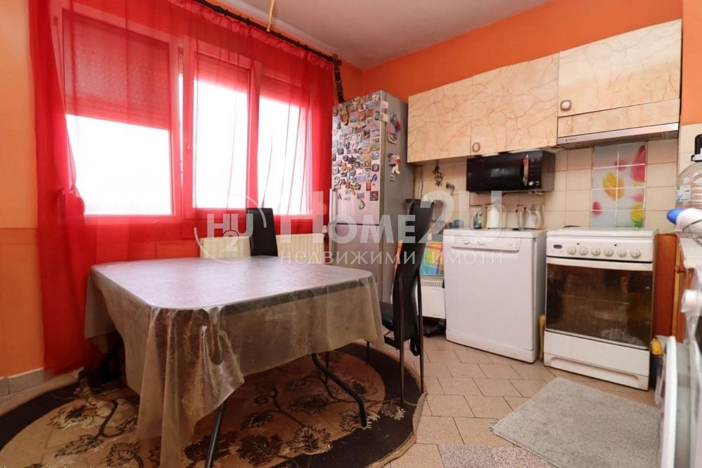 Дава се под наем Четиристаен апартамент в София, Белите брези - 105 кв.м за 189999 € - Снимка #2