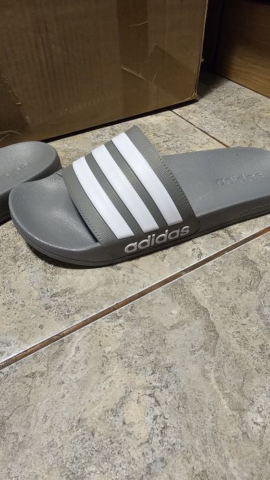 Papuci Adidas marimea 44  1/2