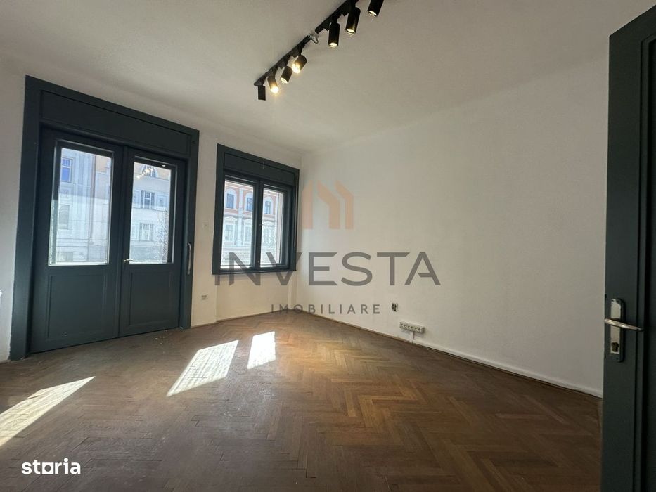 Apartament 4 camere 115 mp Ultracentral etaj intermediar pe Eroilor!