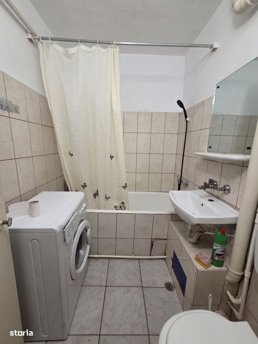Garsoniera Str Hipodrom etaj 4
