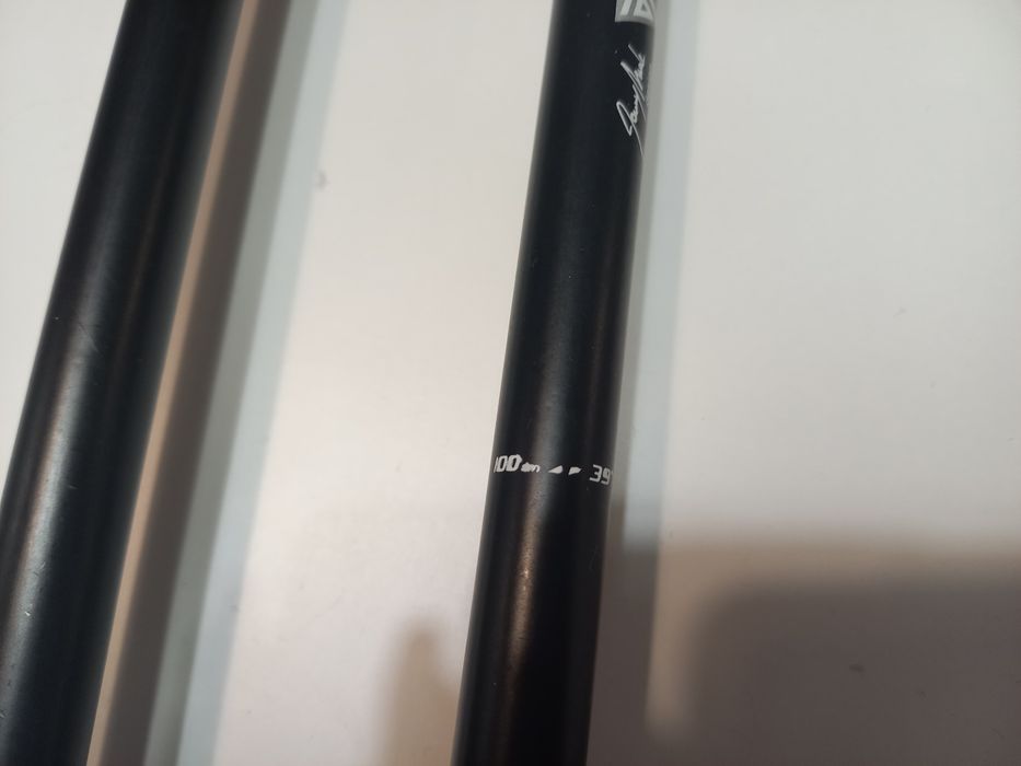 Продавам детски ски Rossignol