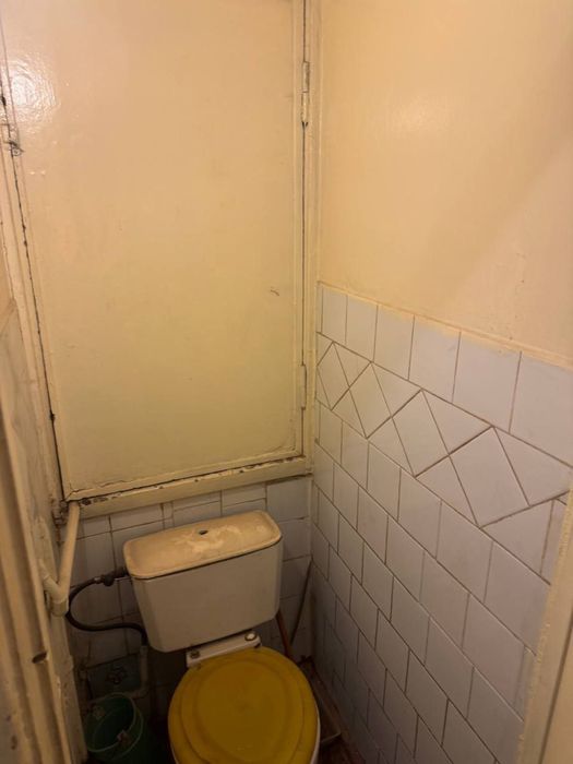 Чиланзар 3. Срочно Продается. 2 х комнатная. ЗЕРКАЛКА !