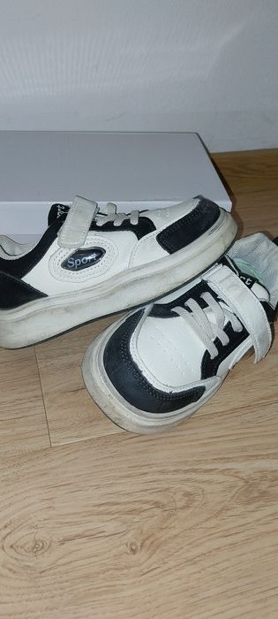 Tenesi sport diferite modele