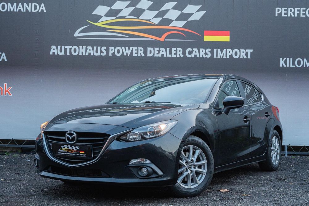 Mazda 3 - scaune incalzite - Carte service -senzori - navigatie -