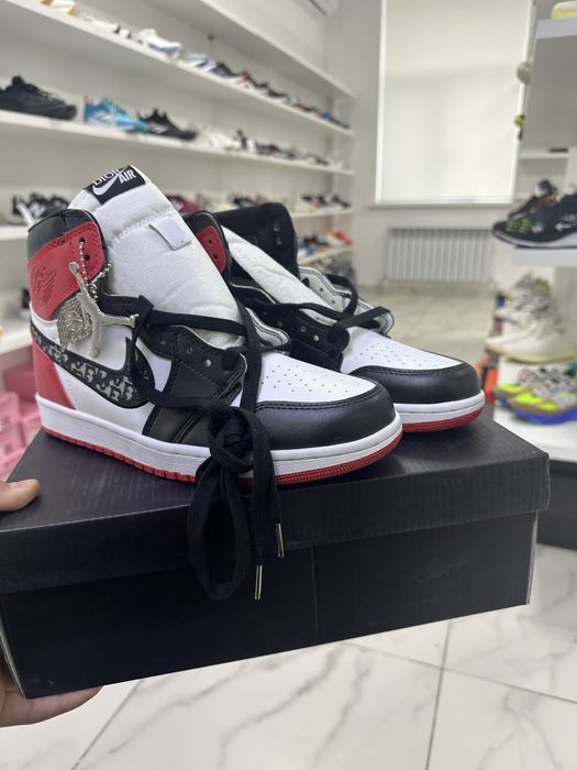 Кроссовки AIR DIOR