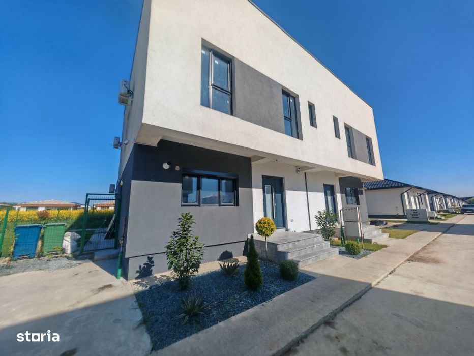 Casa Tip Duplex in Tunari – Modern si Confortabil