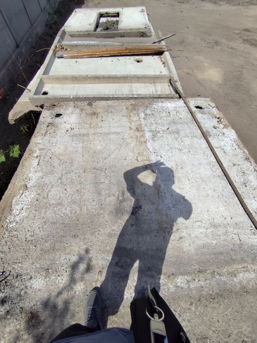 Плиты для забора или загона.