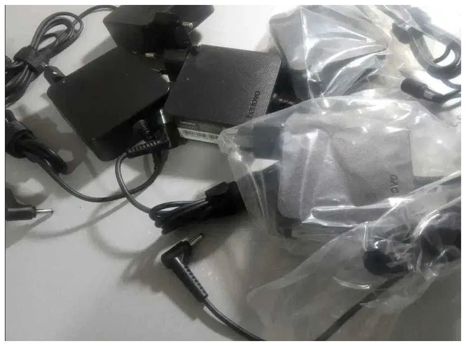 зарядка блок питания на ноутбук, зарядник для ноутбука в Алматы