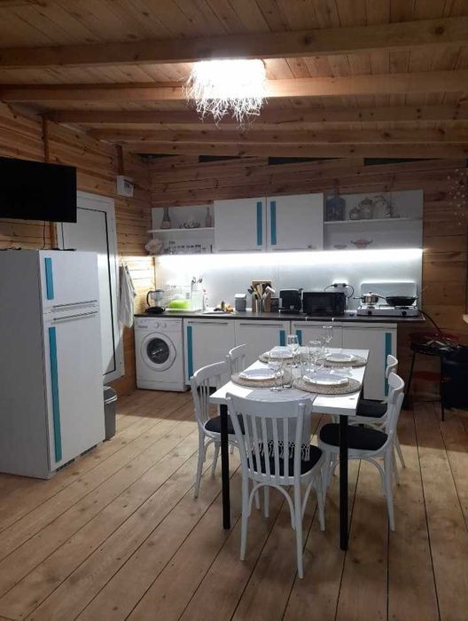 Каравана под наем "Синева", къмпинг 4 Сезона