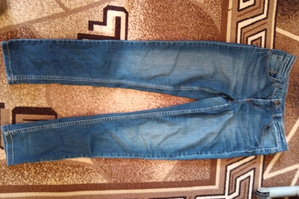 Ежедневни дамски дънки