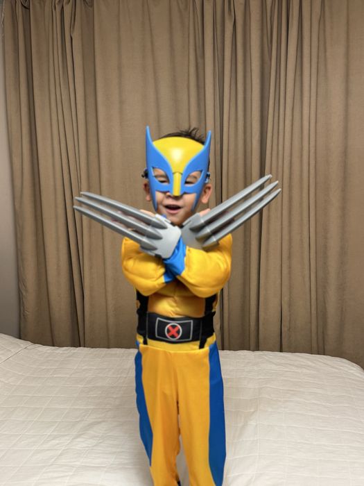 Продам костюм росомахи!!!