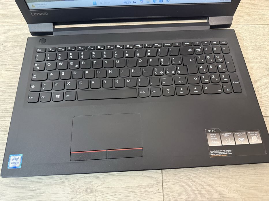 Lenovo V110 i5 / 12 Gb DDR4/ SSD 256/ 15.6” FullHD/ Baterie 3h