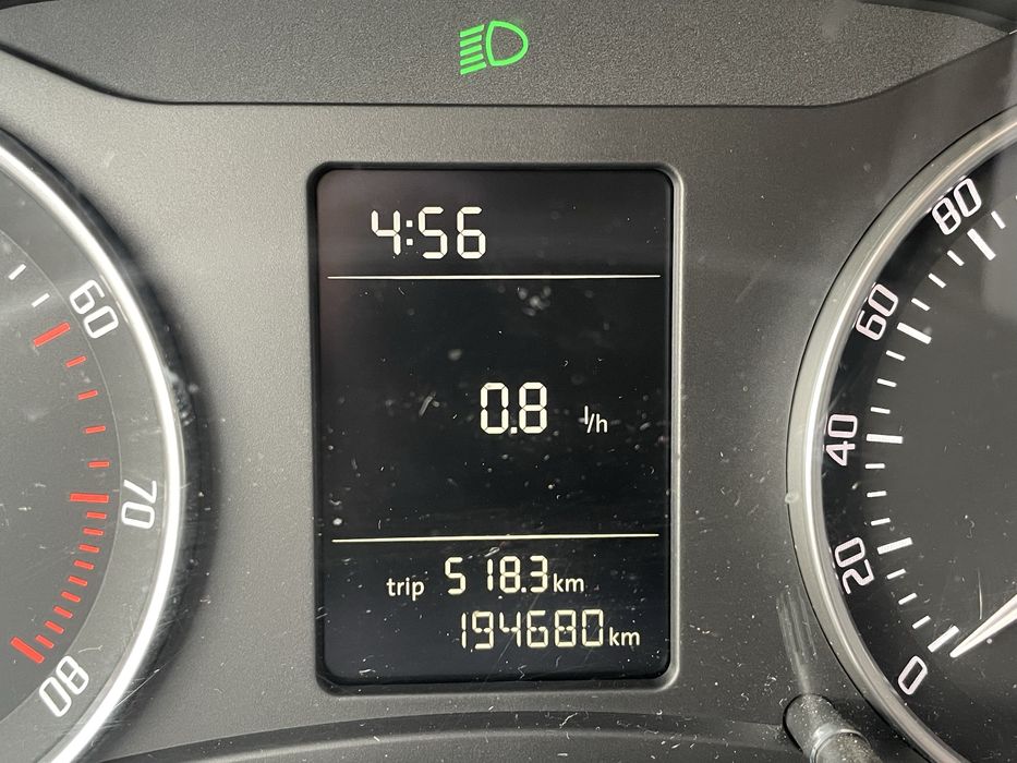 Skoda octavia 2 facelift 1.6mpi (bse)