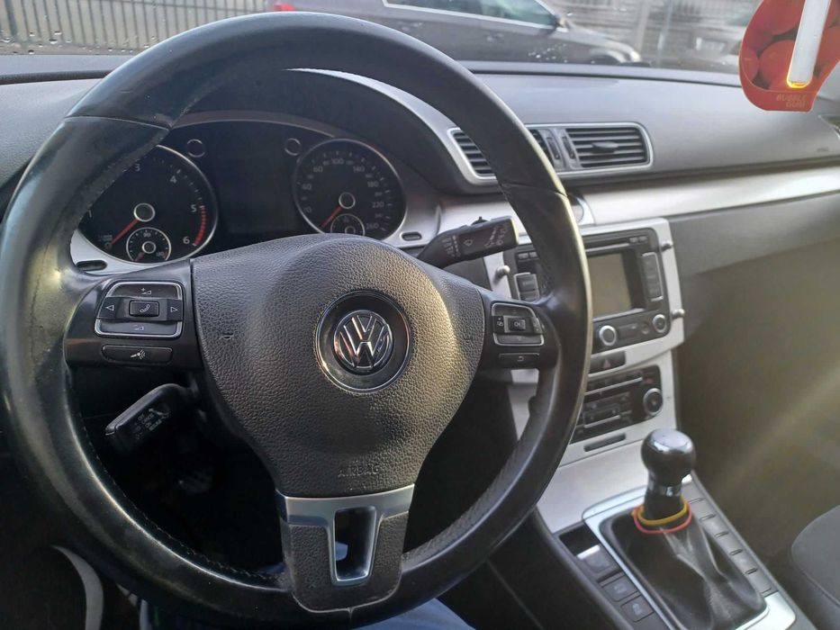 Passat 1.6 an 2012